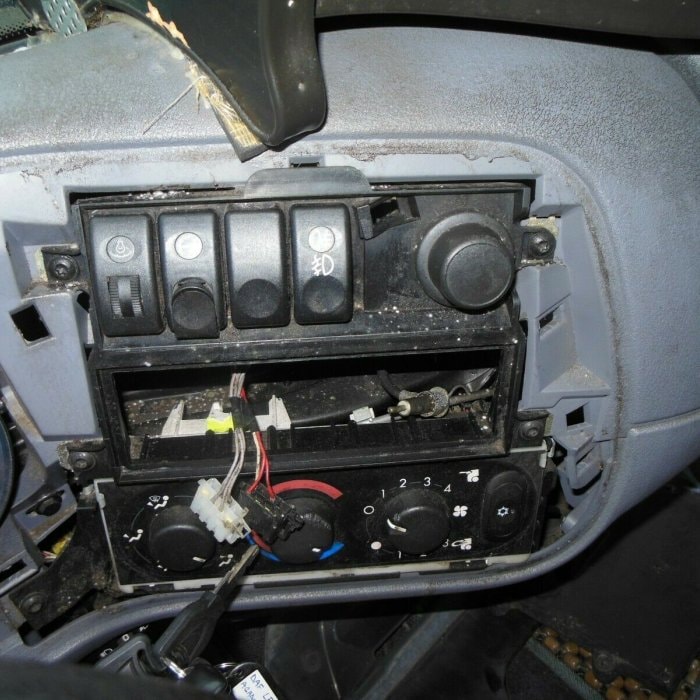 DAF 4,1 LF 45.180 na náhradní díly