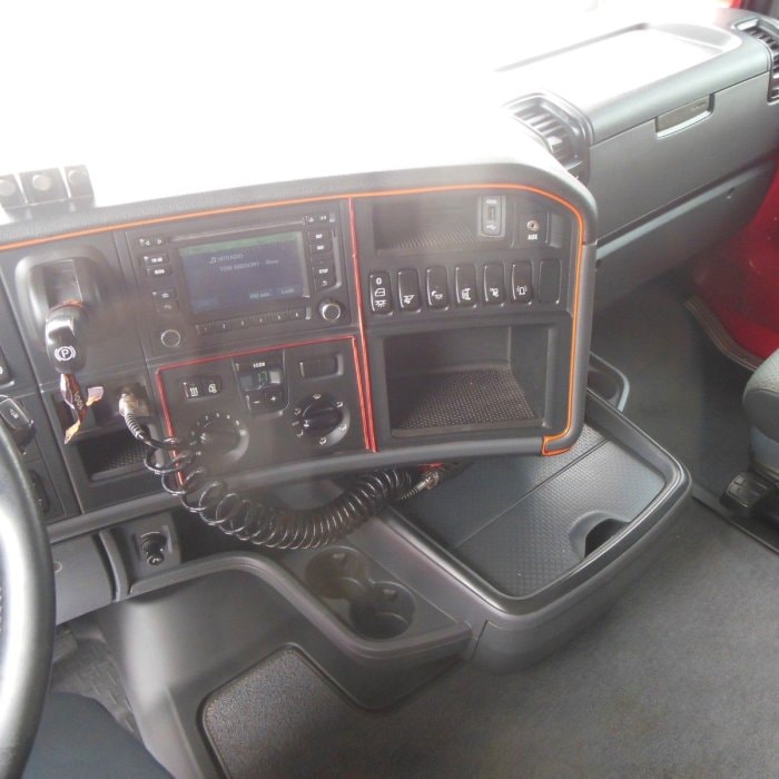 SCANIA R450, 6X4, JEŘÁB, EPSILON 170 + přívěs UMIKOV TELESKOPICKÝ