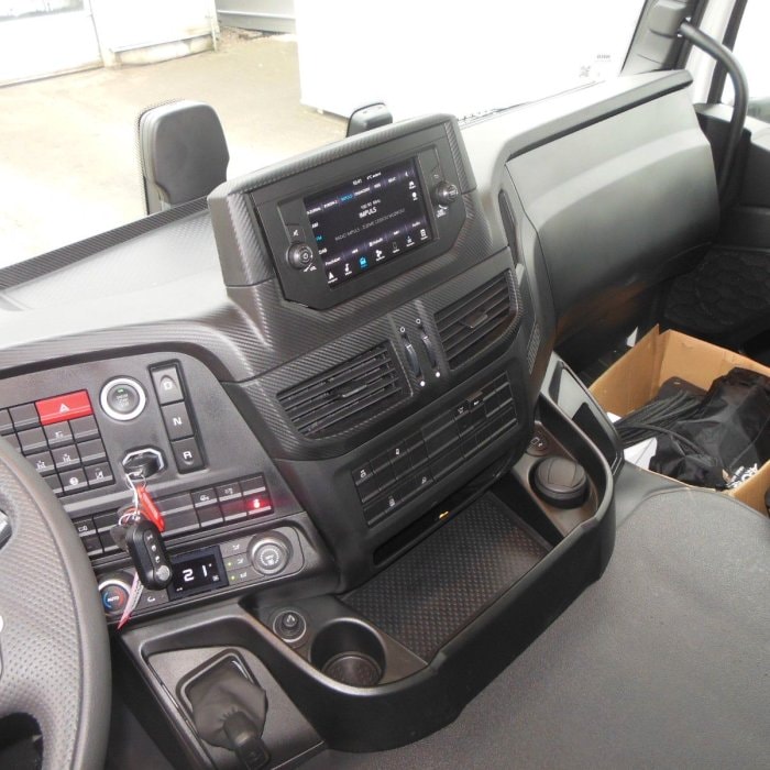 IVECO X-WYA,280X46,TNH 20,SKLADEM
