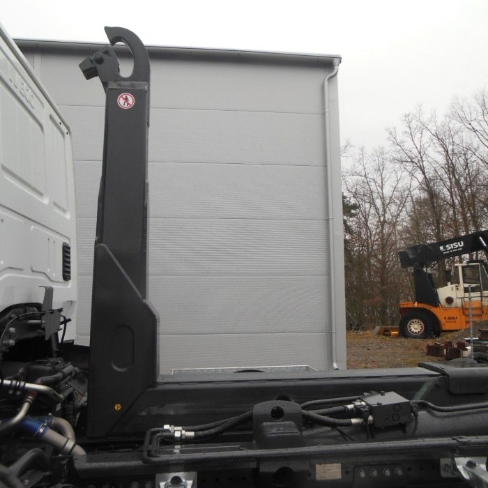 IVECO X-WYA,280X46,TNH 20,SKLADEM