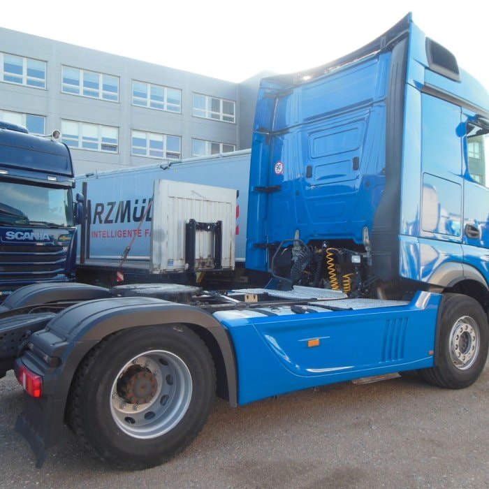 MERCEDES-BENZ 1845 Actros
