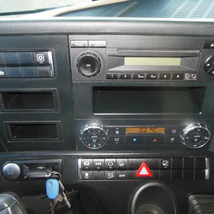 MERCEDES-BENZ 1845 Actros