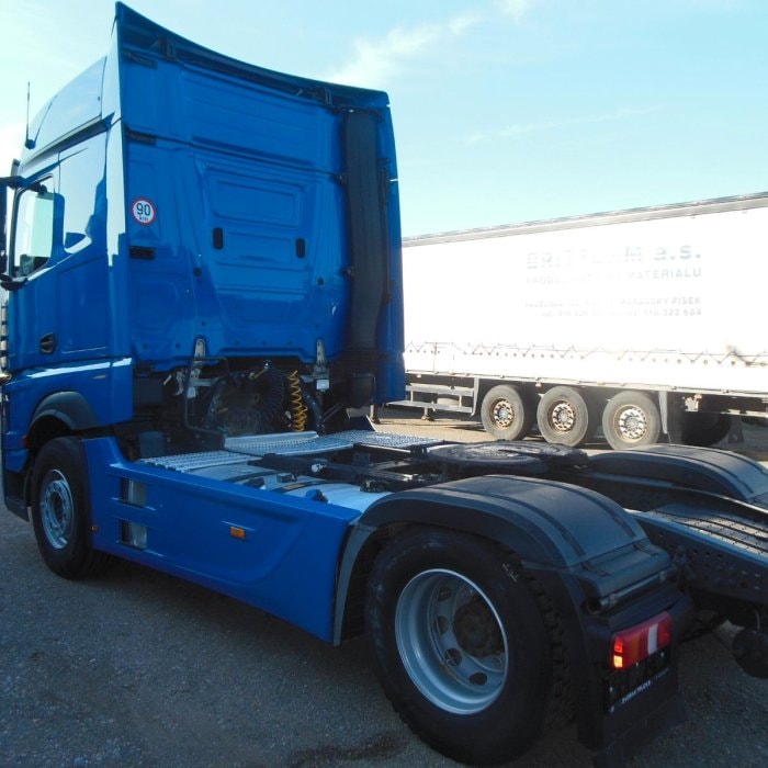 MERCEDES-BENZ 1845 Actros