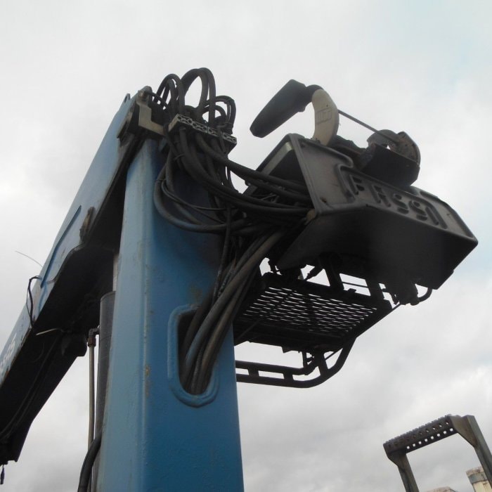 IVECO Stralis AS 260S45, Manual, Fassi F185