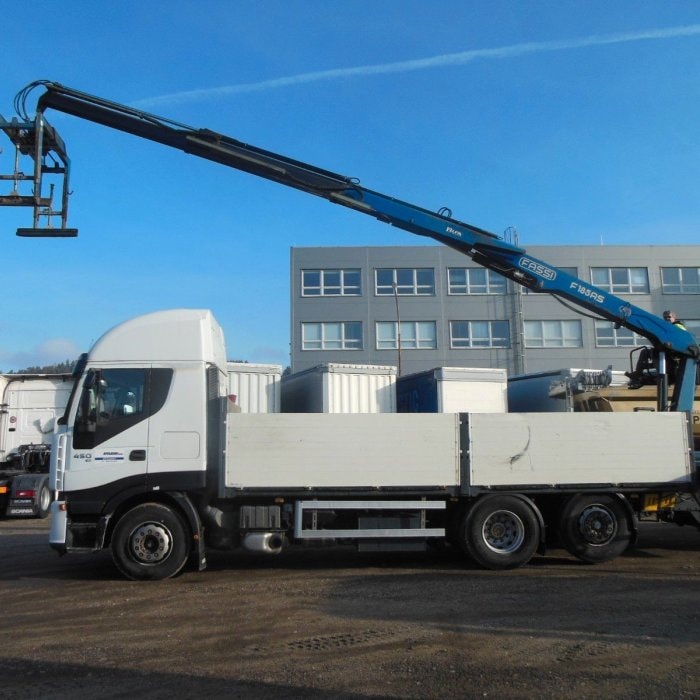 IVECO Stralis AS 260S45, Manual, Fassi F185