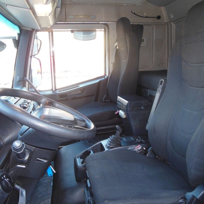 IVECO EuroCargo 120E25, valník 9,1 m