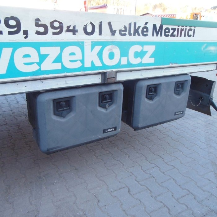 IVECO EuroCargo 120E25, valník 9,1 m