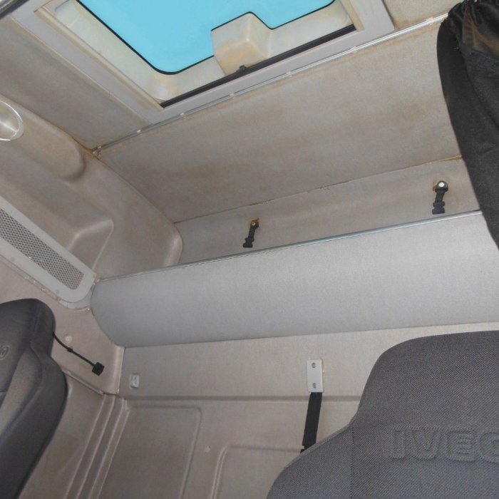 IVECO EuroCargo 120E25, valník 9,1 m