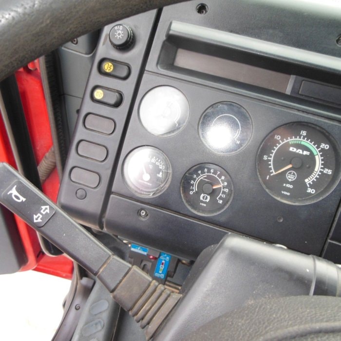 DAF CF 65.240, JEŘÁB EFFER 110/2S, MANUÁL, LISTOVÉ ODPRUŽENÍ, 1. MAJITEL