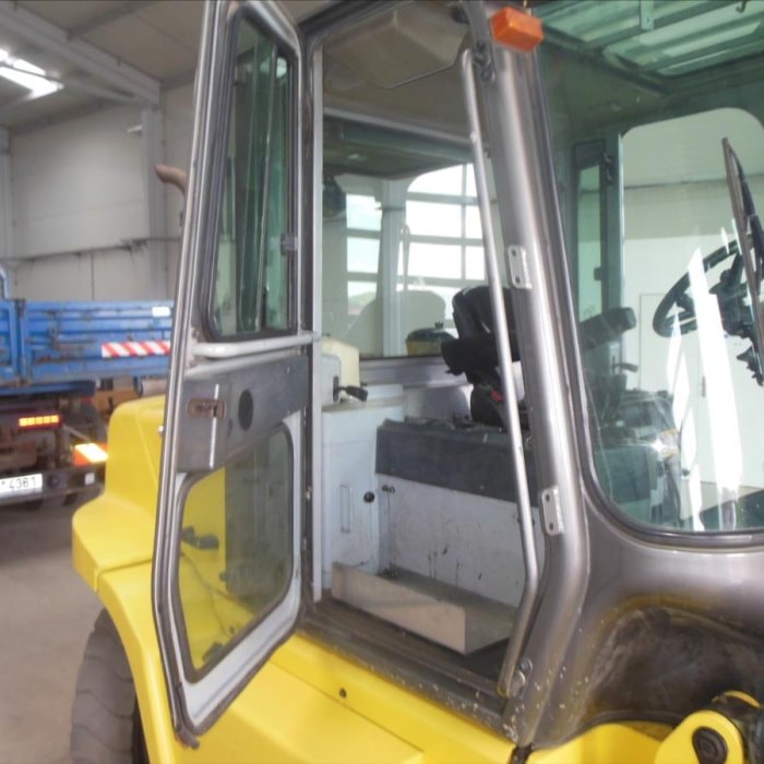 Hyundai 70D-7A