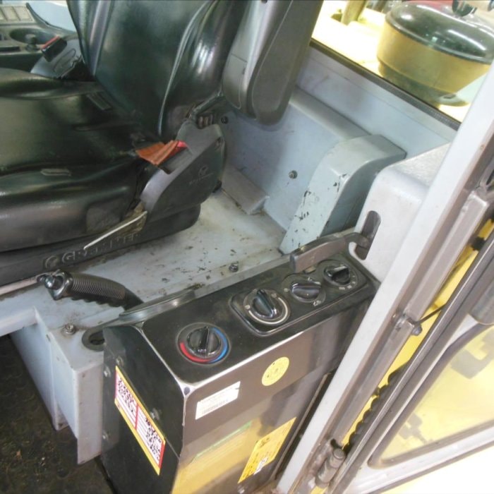 Hyundai 70D-7A